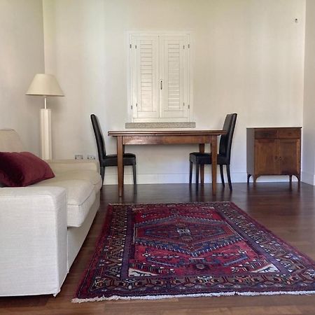 סארוק Suite A Villa D'Orri מראה חיצוני תמונה