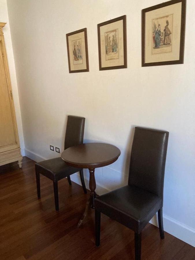 סארוק Suite A Villa D'Orri מראה חיצוני תמונה
